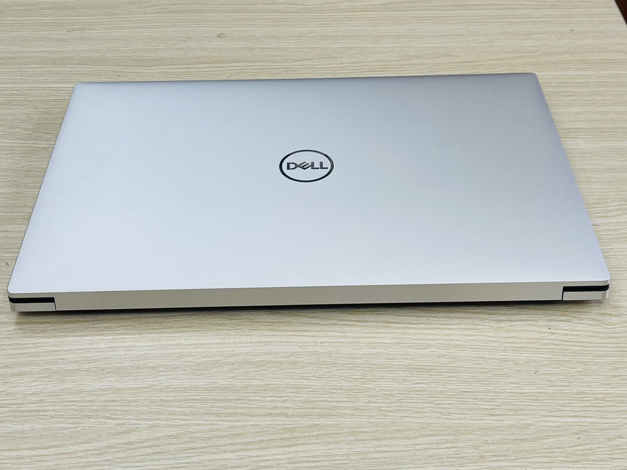 laptop chuyên game dell xps 9510
